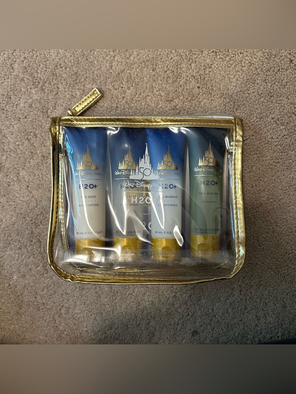 New Disney World Resort H2O+ Set Sea Salt Marine Shampoo Conditioner Lotion.
N
